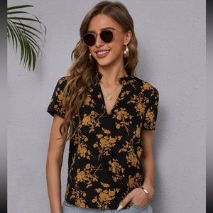 Floral print blouse